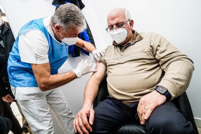 COVID-19 vaccination at Cotugno hospital in Naples