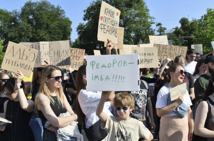 Protests against dismissal of Ukrainian Defence Minister Mykhailo Fedorov