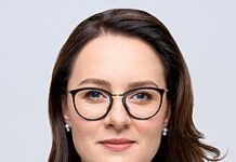 Украинската премиерка поднесе оставка, Зеленски најави реконструкција на Владата