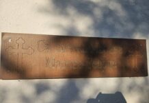 Во Зубовце верници се поклонија пред Крстот пристигнат од Светиот Гроб во Ерусалим