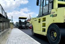 Почна поставувањето нов асфалт на улицата „Лисец“ (крак десно)
