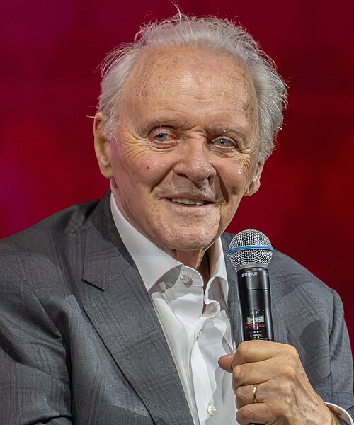 Anthony_Hopkins_Red_Sea_Festival_2025_Portrait_(cropped)