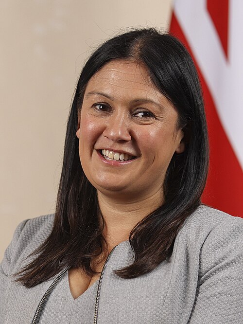 Lisa_Nandy_Official_Cabinet_Portrait,_July_2024_(cropped)_2