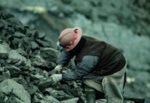 Осуммина загинаа, десетици се заробени еден километар под земја: Несреќа во рудник во Пакистан/ВИДЕО