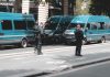 Ужас во Париз: Маж избоде три жени на улица, меѓу кои и една бремена жена