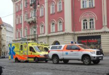 Сообраќана несреќа во јужна Чешка: Во судир на два автобуси се повредени 40 лица – причините за инциденот се уште не се познати