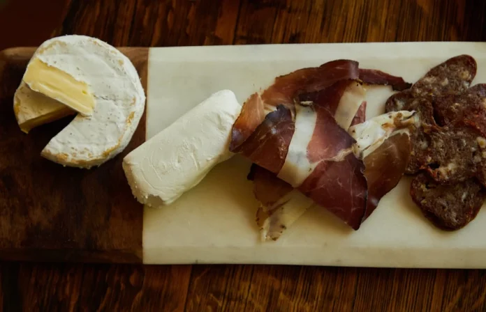 salami meze