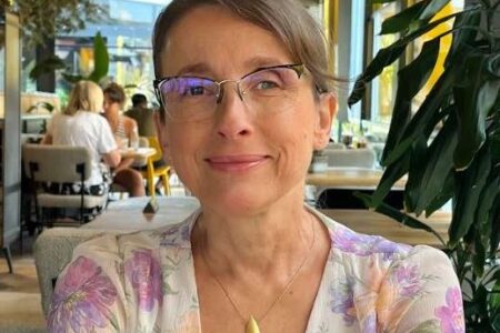 [Интервју] Синоличка Трпкова: Светот бара автентични приказни, да создаваме уметност без желба да се допаѓаме