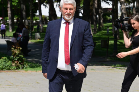 Стевче Јакимовски доброволно замина на отслужување на затворската казна од шест и пол месеци