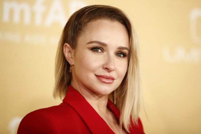 2022 amfAR Los Angeles Gala - Arrivals