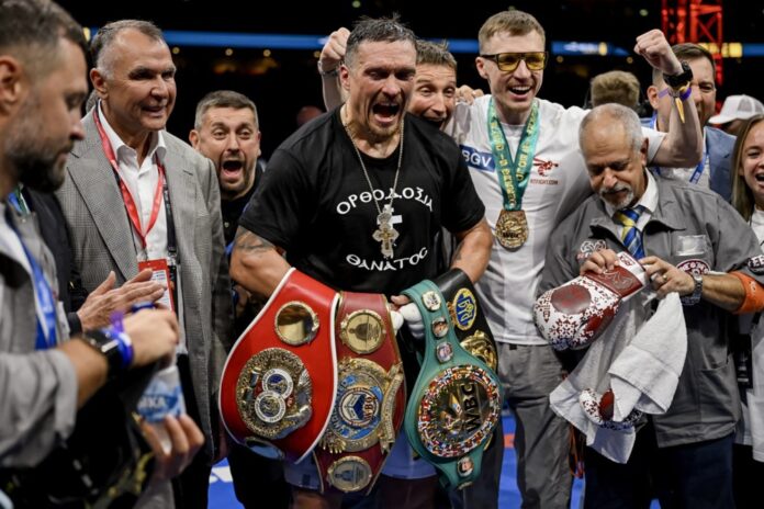 Heavyweight Boxing - Oleksandr Usyk vs Daniel Dubois title fight