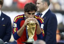 Беше херој на Шпанија во финалето на СП 2026, а сега се сели во ПСЖ