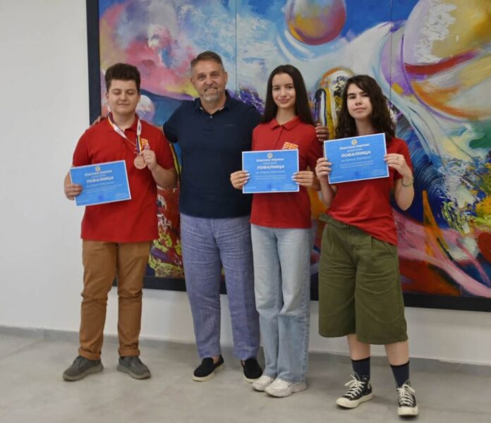 3-karpos