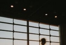 Маларија на аеродромот во Франкфурт: Шестмина заразени, двајца вработени починаа
