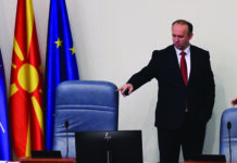 ПРВИОТ ПАРЛАМЕНТАРЕЦ, АФРИМ ГАШИ, НАЈАВУВА ДЕКА СИТЕ ЗАКОНИ ЌЕ БИДАТ СТАВЕНИ НА ДНЕВЕН РЕД: Собранието нема да биде порта за одење кон предвремени парламентарни избори