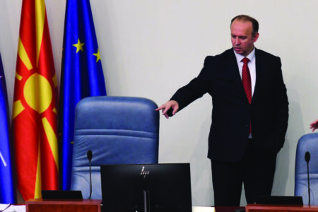 ПРВИОТ ПАРЛАМЕНТАРЕЦ, АФРИМ ГАШИ, НАЈАВУВА ДЕКА СИТЕ ЗАКОНИ ЌЕ БИДАТ СТАВЕНИ НА ДНЕВЕН РЕД: Собранието нема да биде порта за одење кон предвремени парламентарни избори