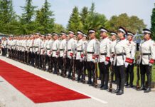 ОДБЕЛЕЖАН ДЕНОТ НА АРМИЈАТА: Сиљановска-Давкова: Колку е посигурна нашата одбрана, толку е посуштествен нашиот придонес кон заедничката сигурност