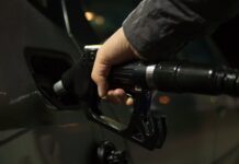 Русија ќе го реши недостигот со увоз и производството на гориво со понизок стандард