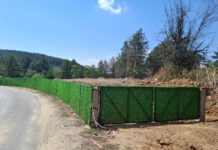 Оградена и партерно уредена депонијата за градежен шут во Берово