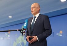 „Ахиловиот штит“ пристигнува во Грција