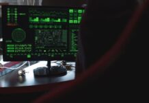 „Мајкрософт“ предупредува дека глобална хакерска мрежа демне туристи: Од хотелското вај-фај може да се закачи злонамерен софтвер што ги краде податоците и пристапува до веб- камерата