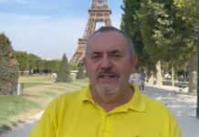 Критичарот на Путин ја напушти Русија: „Жив сум и слободен, но не во сопствената земја“