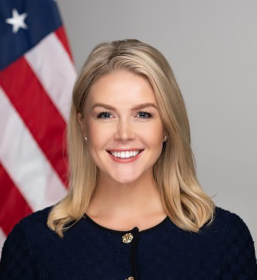 Official_portrait_of_Karoline_Leavitt,_2025_(cropped)(2) (1)