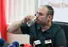 Орце Ѓорѓиевски се напи вода од чешма пред медиумите: „Нема ешерихија коли!“/ФОТО