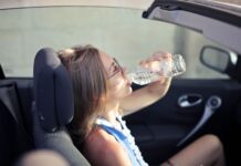 Водич за „преживување“ во топлотен бран кога патувате: Некои лекови ја нарушуваат способноста на телото да ја регулира температурата – не игнорирајте симптоми
