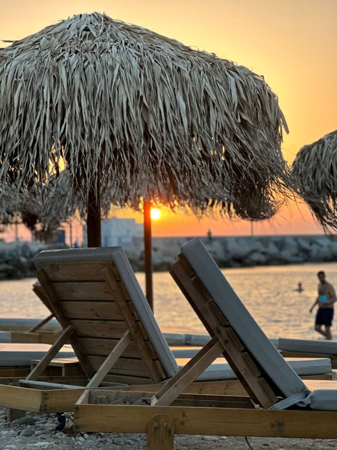 plaza-lezalki-pexels-vladyslav-yurevych-660535058-17717479