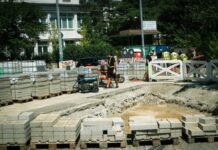 Необични мерки поради пеколните горештини во Унгарија: Работниците добиваат безалкохолно пиво, лубеници и сладолед