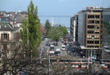 Пукање на рејв забава во Женева – најмалку едно лице е убиено, а пет се повредени/видео