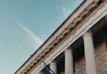 Најголемото укинување на визи во историјата: На удар 200.000 странци во САД!