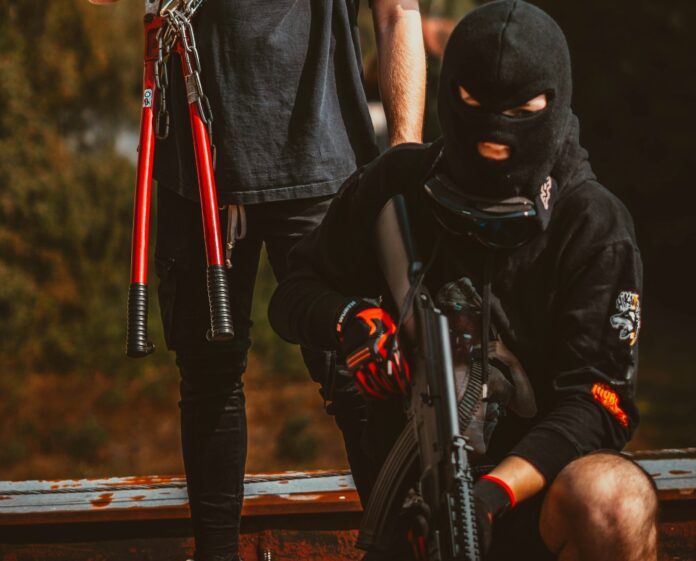 tinejdzer ubiec david-benes-S69HtsVl8VM-unsplash
