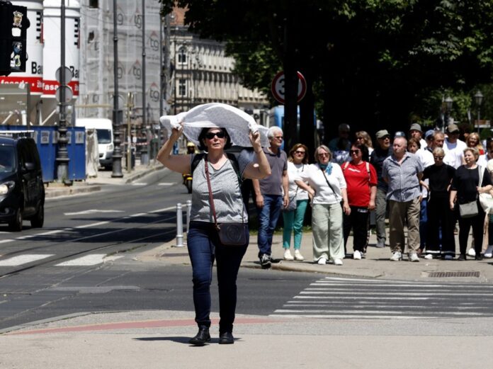 Hot weather grips Croatia