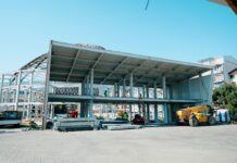 Интензивно се работи на челичната конструкција за Универзална сала
