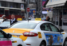 Кратка релација, солена сметка – странските посетители од Скопје си заминуваат со приказна за „такси-изненадување“