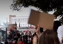 Кулминација на средношколските протести во Франција – Учениците со огномет, полицијата со солзавец, најмалку 400 приведени