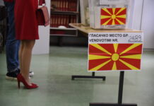 На штикли тешко се стигнува до функции!
