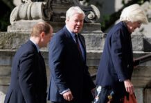 Братот на Дијана: Кралот Чарлс се обидува да ме убеди дека не се сеќавам добро!