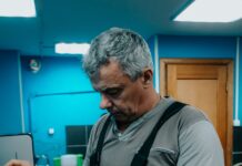 „Право на поправка“ носи нови правила и огромни заштеди: Граѓаните повеќе нема да мора да ги фрлаат расипаните домашни уреди!
