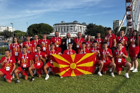 Деветнаесет Македонци ќе бркаат светско злато во Италија