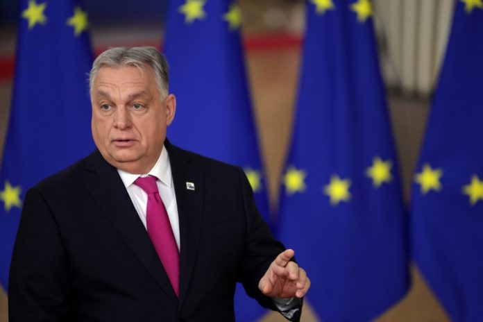 orban-juli26-epa-696x464