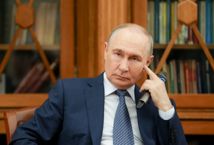 Russian President Putin visits Moscow university ahead of Knowledge Day