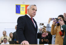 Шок во Романија: Уапсен човекот кој победи во првиот круг на претседателските избори