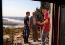 Заврши снимањето на филмот „Југославија, мојата татковина“ на Војновиќ и Поповски