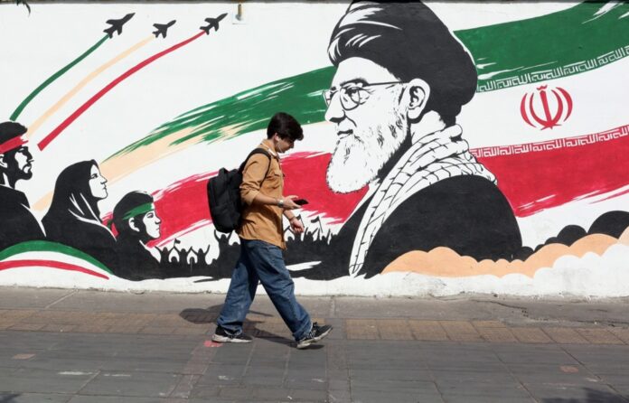 Daily life in Tehran amid ongoing US-Iran conflict