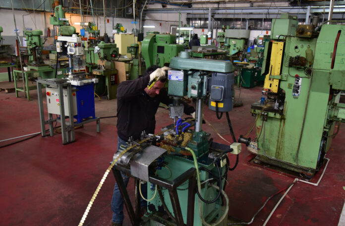124