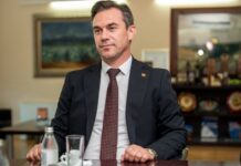 Винарниците и преработувачите ќе се задолжат за да го платат откупот