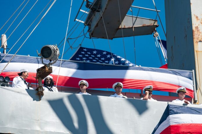 USS Abraham Lincoln returns to the US following extended deployment in Middle East